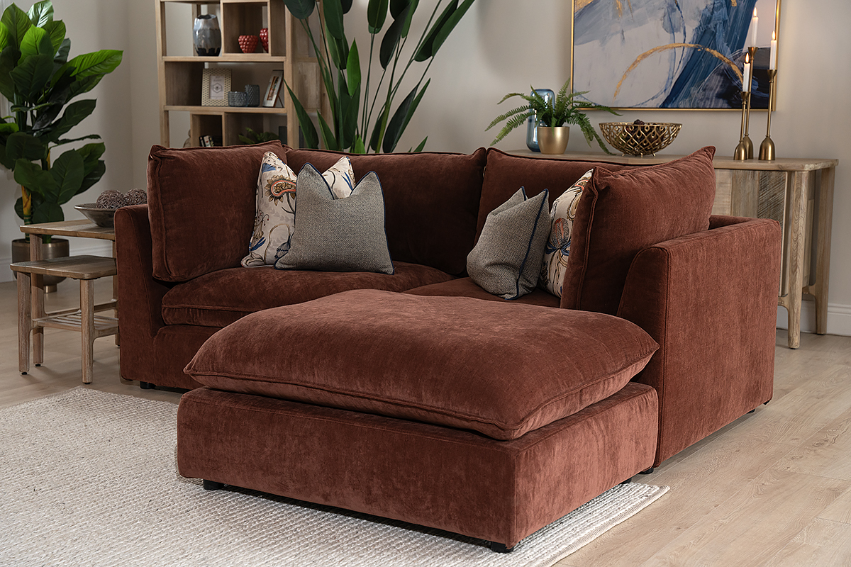 Make Moving a Breeze with Stylish Furniture for Renters