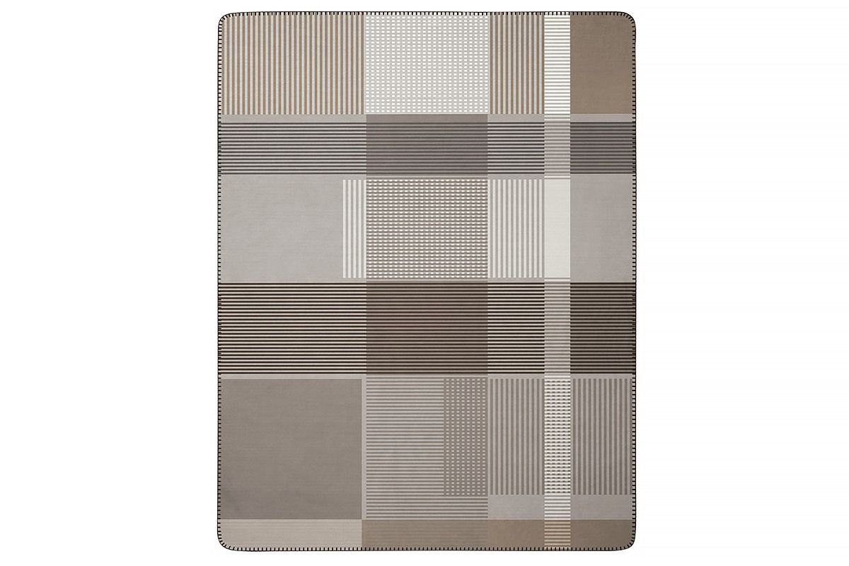 Biederlack Maze Stone Throw
