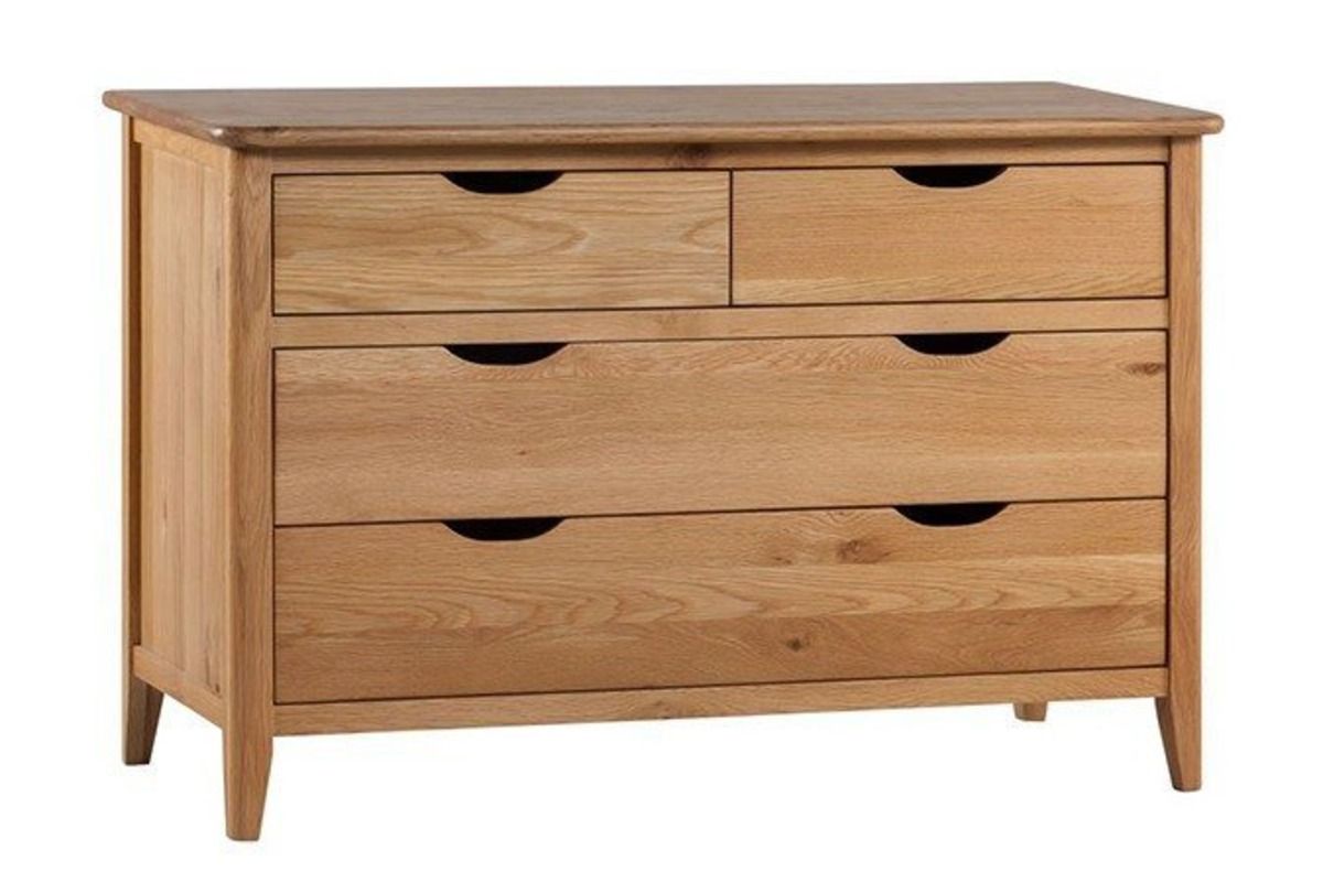 Henderson Oak 4 Drawers Chest