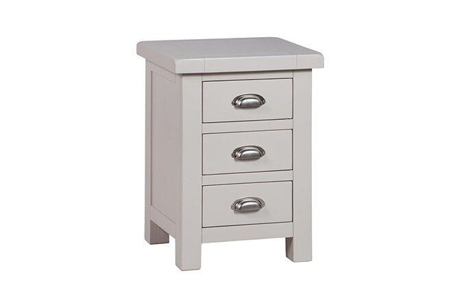 toscana-grey-3-drawer-bedside-table-outlet-1