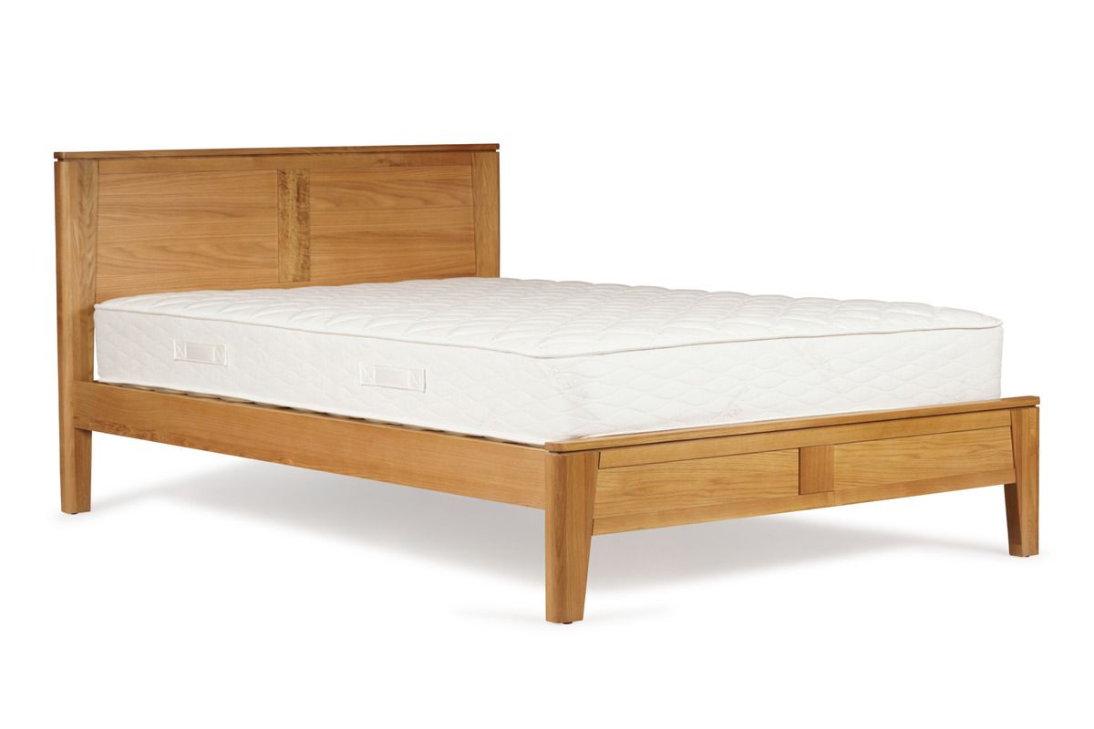 Valencia Oak Double 4ft6 Bed Frame