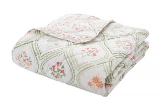 cameo-floral-bedspread-1