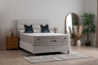 Evernight Monaco 5' King Mattress
